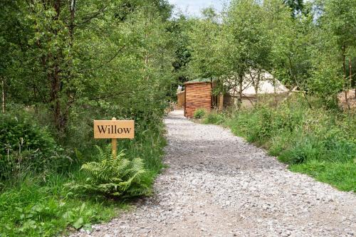 Ripon Otro | Yurtshire Eavestone Lake - Willow
