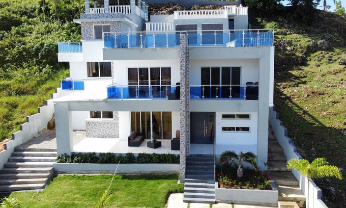 Cabrera Casa | Yurys villa