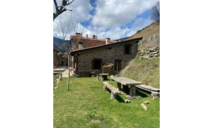 Zaldierna Casa | Zaldierna al sol, aldea del siglo XVII. Ezcaray