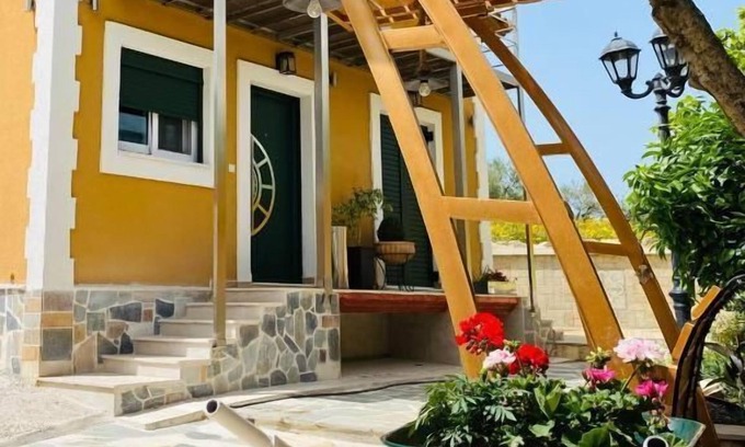 Mouzaki Otro | Zamor Family Villa 2!