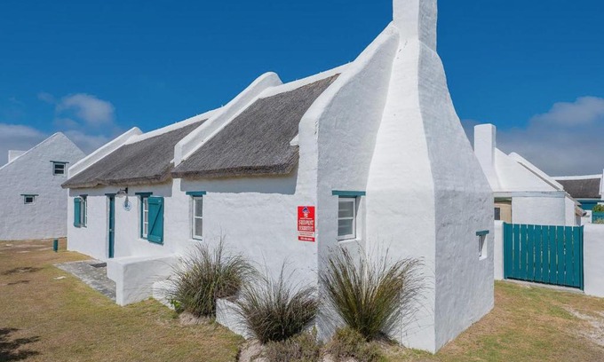 Struisbaai Casa | Zandtorini Seaside Cottage