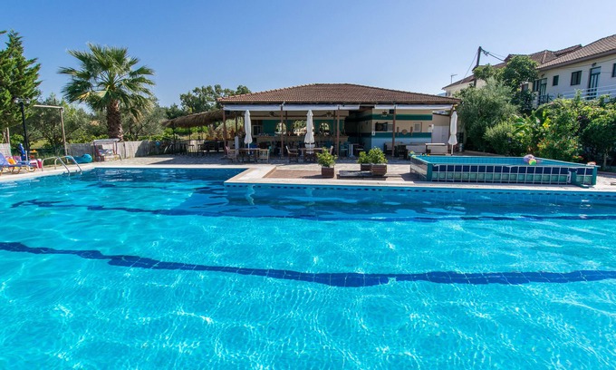 Alikanas Casa | Zante Nest Studios & Apartments