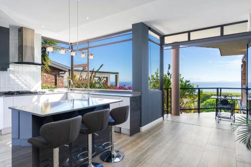 Mountainside Apartamento | Zaria Sun Family by Host Agents