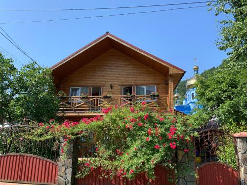 Yasinya Casa | ZarinSki