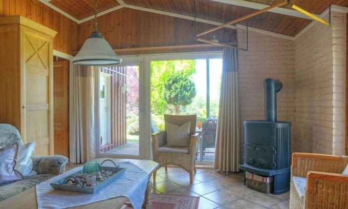 Bremke Casa | Zedernhütte by Interhome