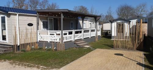 Renesse Chalet De Esquí | Zee&Zout, chalet 6 pers. bij Renesse en strand!