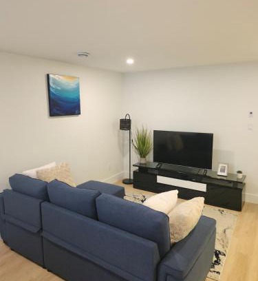 Moncton Casa | Zeemah Lodge