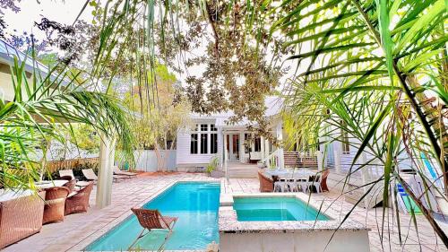 Rosemary Beach Casa | Zen Den Cottage