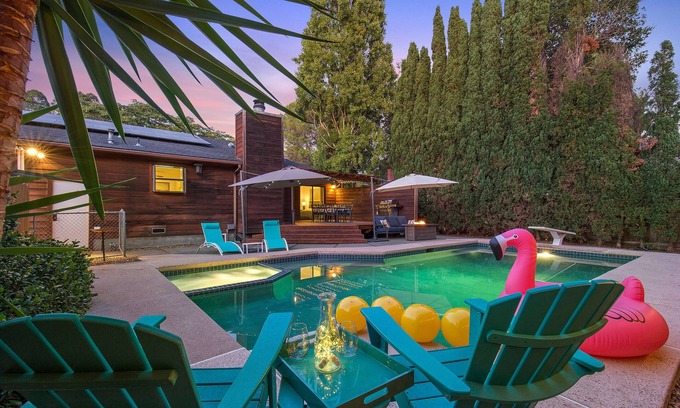 El Sobrante Casa | Zen Meets Pool Retreat