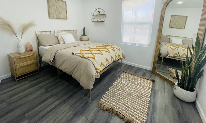 Coalinga Casa | Zen Oasis Sanctuary