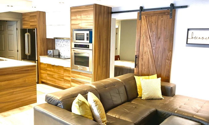 Saint Zenon Apartamento | Zen2 Stylish Modern/Rustic Apartment in the Heart of Nature