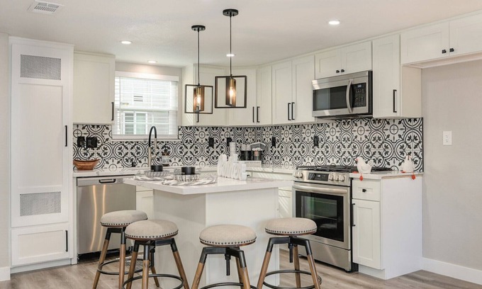 Foothill Farms Casa | ZenNest Townhome Close toRoseville SacDowntown Hospitals Pool&Fenced PatioGarden