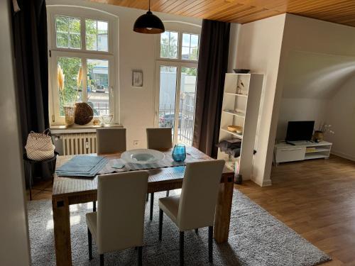 Bad Oeynhausen Apartamento | Zentral gelegene 3 Zimmerwohnung mit zwei Schlafzimmern ideal für Monteure