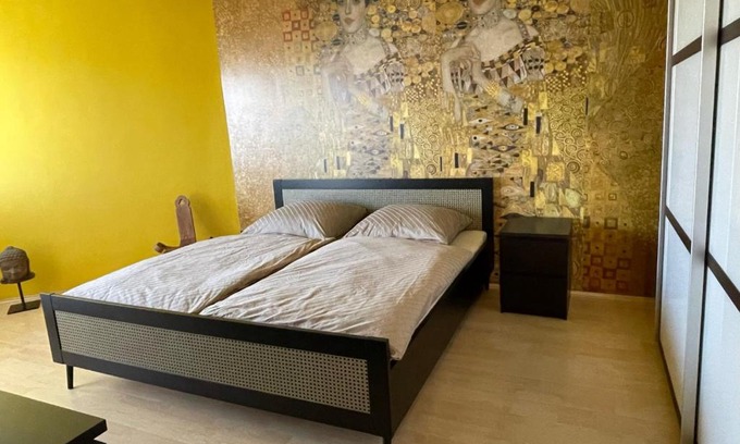 Mitte Apartamento | Zentrale großzügige Dachterassen Whg am Stadtpark in 15 Min mit U-Bahn zur Messe