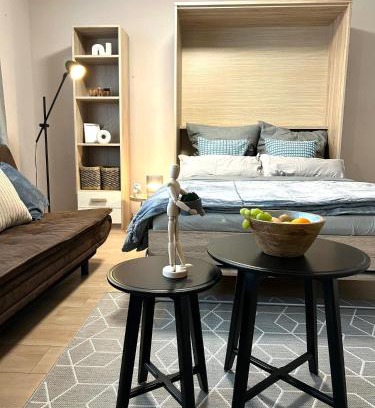 Neudorf Apartamento | Zentrale Lage - Ideal für Arbeit & Erholung