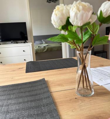 Kernstadt Apartamento | Zentrales Apartment mit Netflix, Kaffee & Parkplätzen