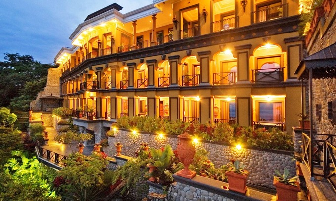 Jacó Hotel | Zephyr Palace
