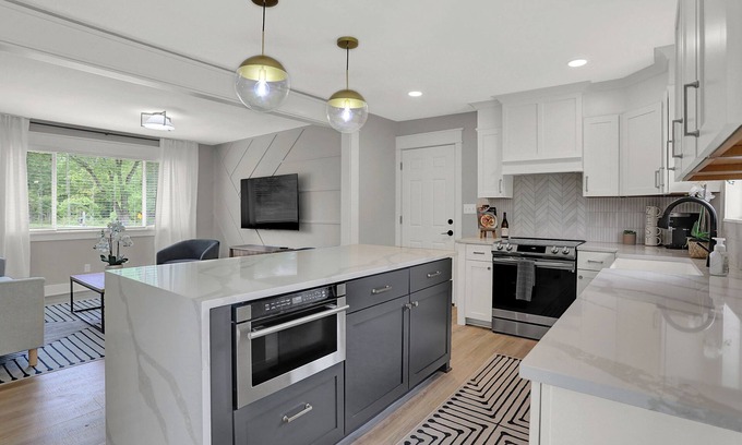 Zionsville Casa | Zest of Zionsville with WiFi, AC