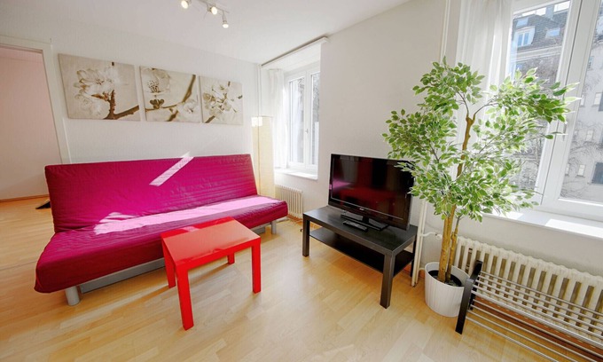 Langstrasse Apartamento | ZH Keita - Stauffacher HITrental Apartment