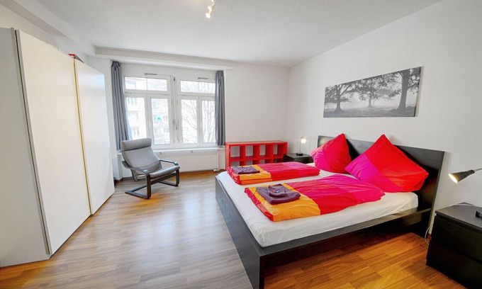 Oerlikon Apartamento | ZH Raspberry l - Oerlikon HITrental Apartment