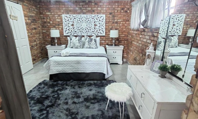 Boksburg Apartamento | Zhantique Guest House 1- Unit 3