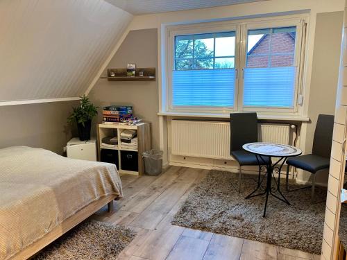 Reppenstedt Casa | Zimmer m. Doppelbett, Zustellbett f. 3. Pers. mgl.