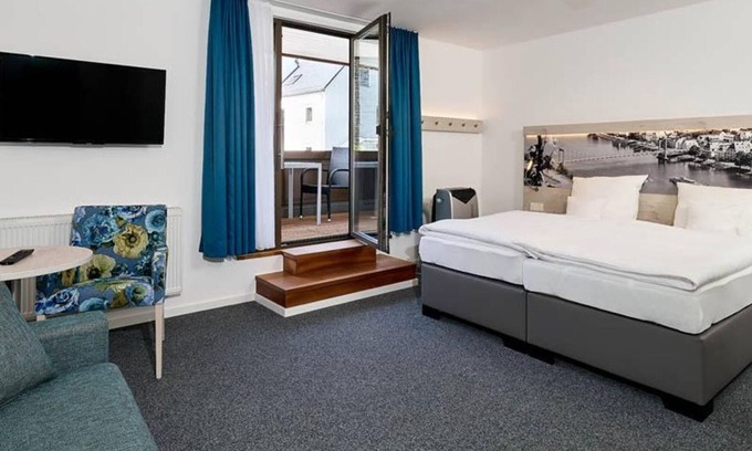 Wehlen Casa | Zimmer mit Balkon L - Moselhotel Sonnenuhr
