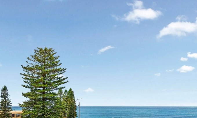Narrabeen Casa | Zinc by the Sea. A luxury holiday paradise nestled across from Narrabeen beach