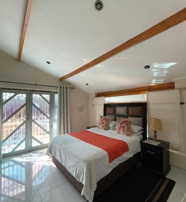 Ladysmith Casa | Zinzanathi Guest house
