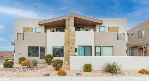 Washington Casa | Zion Experience at Escondido Resort