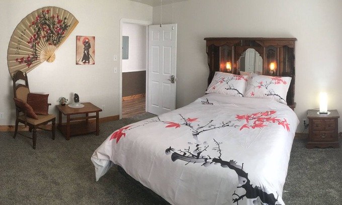 Hildale Casa | Zion’s SouthHideaway Japanese Room