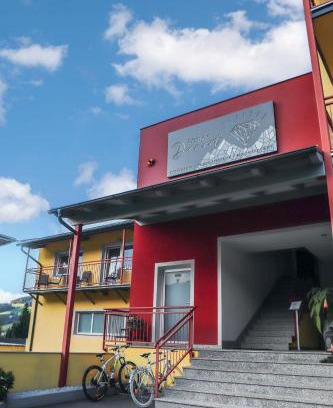 Obdach Casa | Zirben Diamant Rooms & Dogs