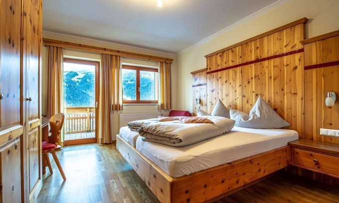 Bad Kleinkirchheim Cabaña | Zirbenzimmer - Gasthof Raunig