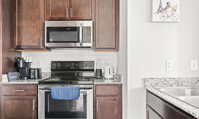 Zionsville Apartamento | Ziva Luxe 2BR 2BA Near DT Indy