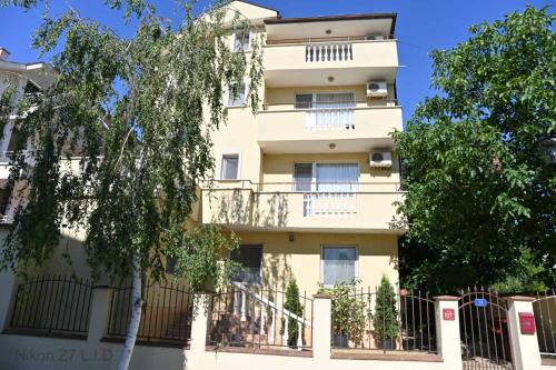 Chernomorets Hotel | Zlatna Ribka