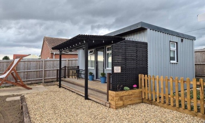 Pointon Cabina | Zoila's Rest - A self-contained studio
