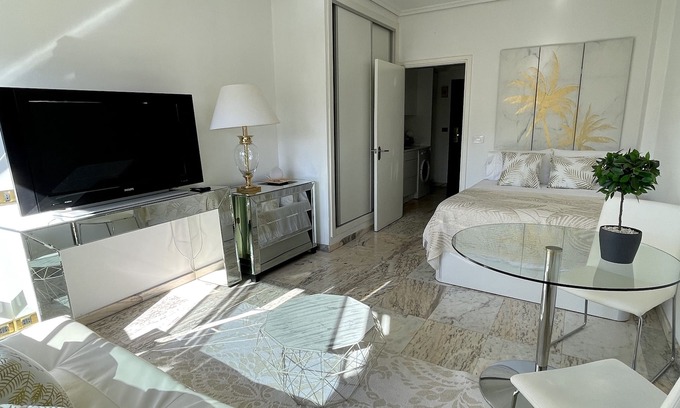 Casco Vello Apartamento | Zona más céntrica de Vigo, junto a la zona marítima.