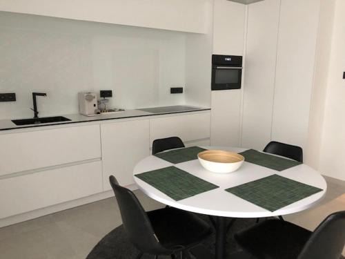 Westende Apartamento | Zonneweelde 2slpk app 50m van strand