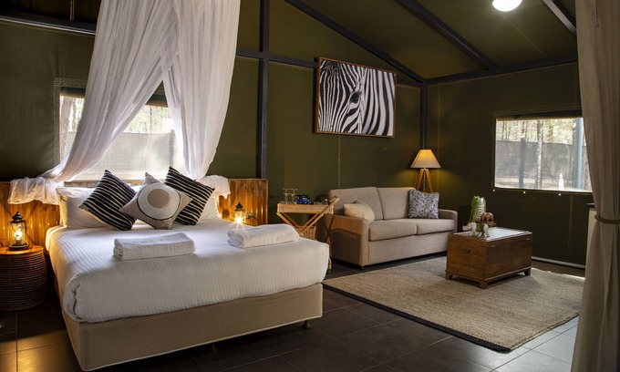 Dubbo Cabina | Zoofari Lodge at Taronga Western Plains