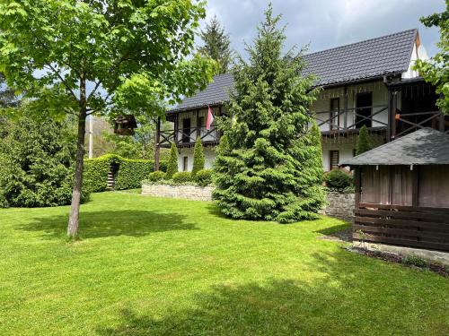 Mykulychyn Casa | Zorianyy Guest House
