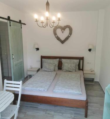 Csopak Apartamento | Zsálya Vendégház