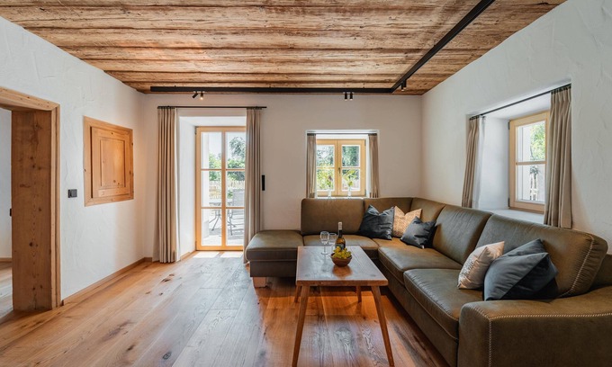 Surberg Apartamento | Zuhäusl apartment with idyllic garden view