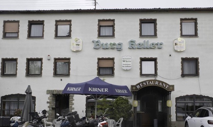 Bruchweiler Casa | Zum Burgkeller - double room, shower, toilet, non-smoking