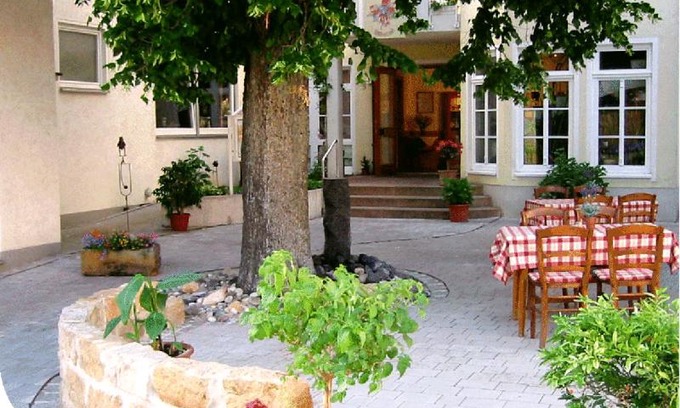 Staffelstein Hotel | Zur schönen Schnitterin