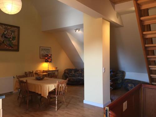 Sulingen Apartamento | Zur Windrose Ferienwohnung an der Windmühle Labbus