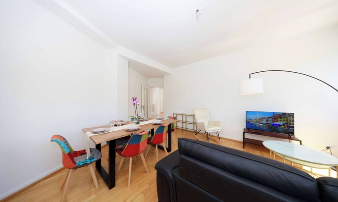 Sihlfeld Apartamento | Zurich City Gem, Steps to Tram, Family & group