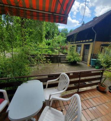 Lahr Apartamento | Zwei Zimmer im Stadt Altbau mit Balkon