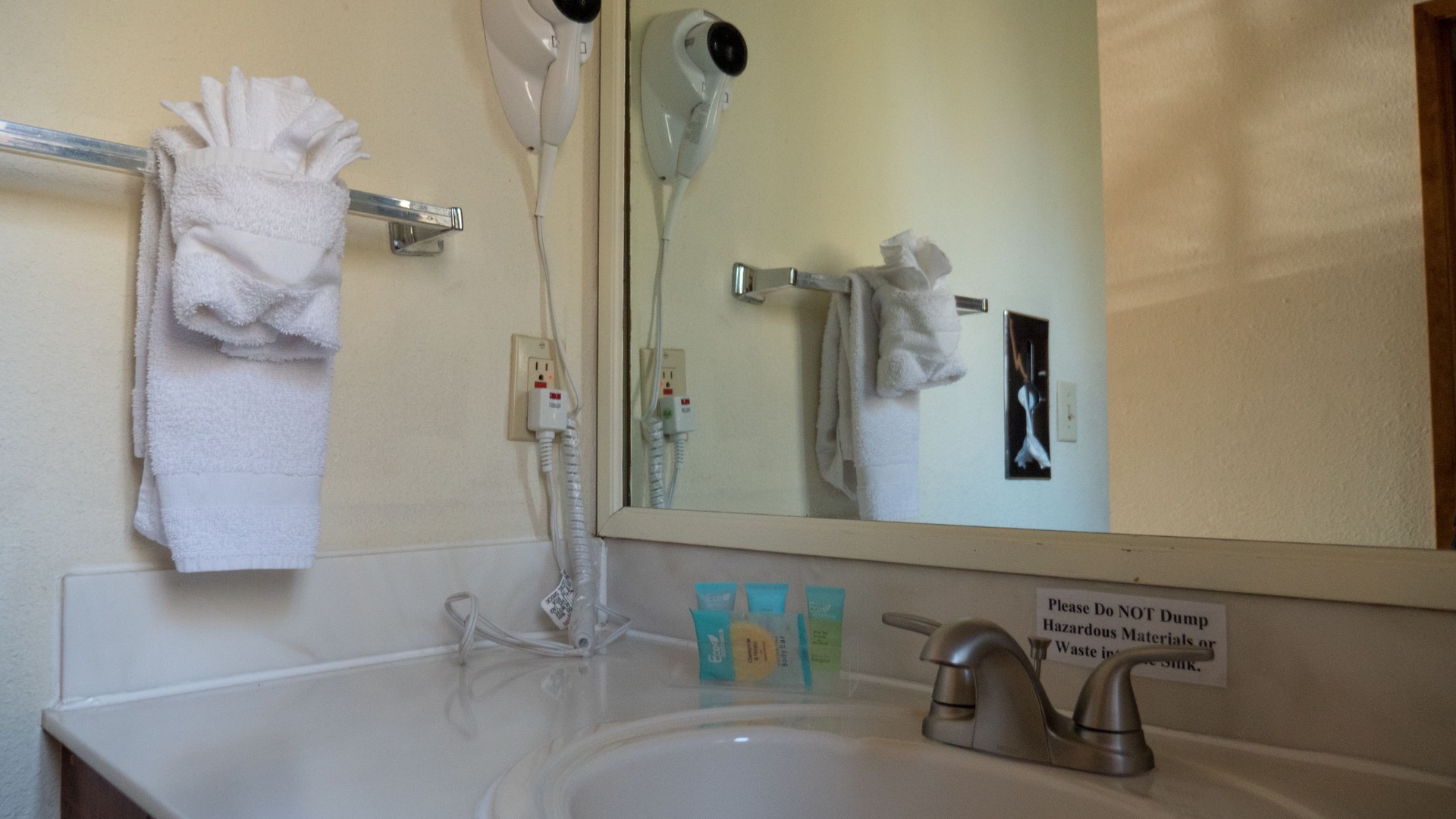 foto de Baño en Three Rivers