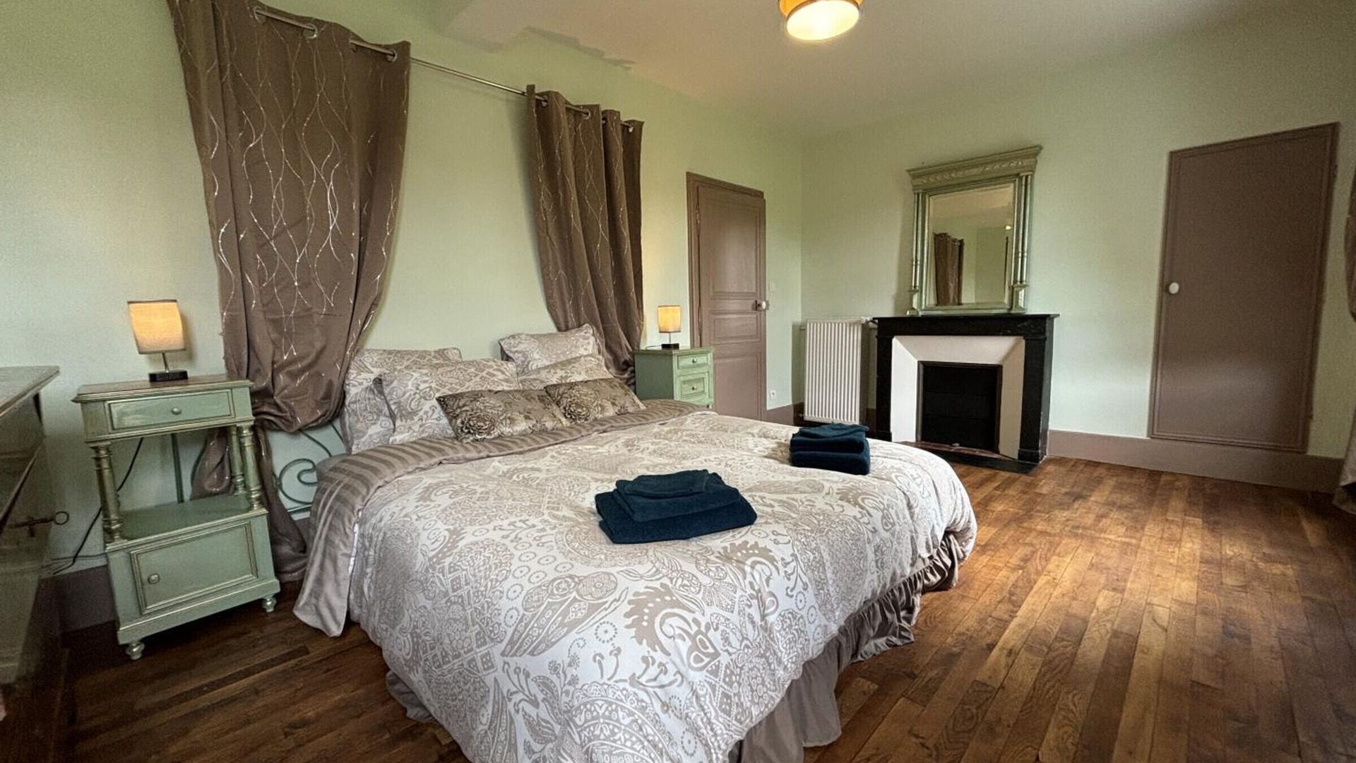 foto de Dormitorio en Jaligny-sur-Besbre