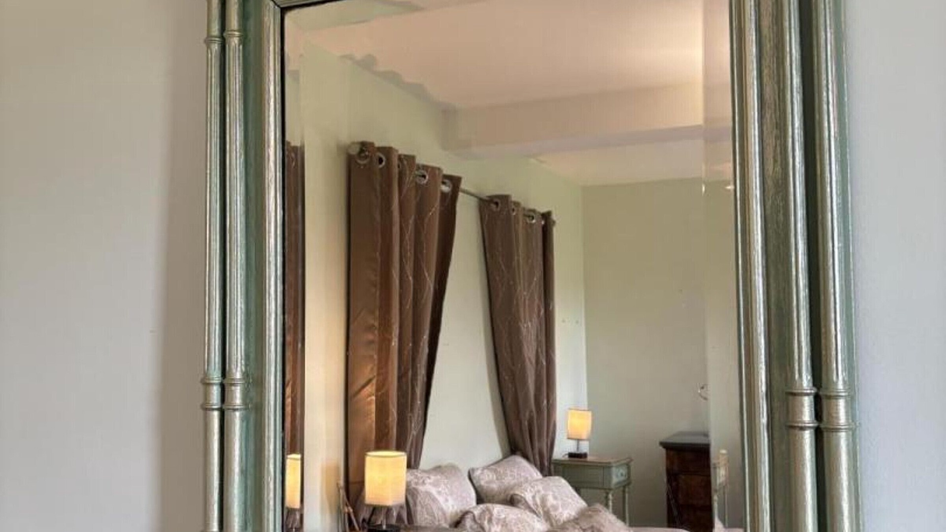 foto de Dormitorio en Jaligny-sur-Besbre